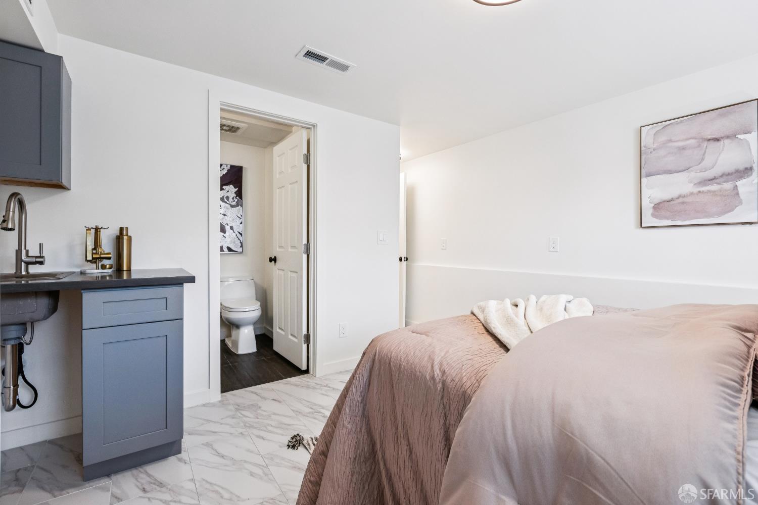 Detail Gallery Image 47 of 91 For 183 Camelia Dr, Daly City,  CA 94015 - 7 Beds | 6 Baths