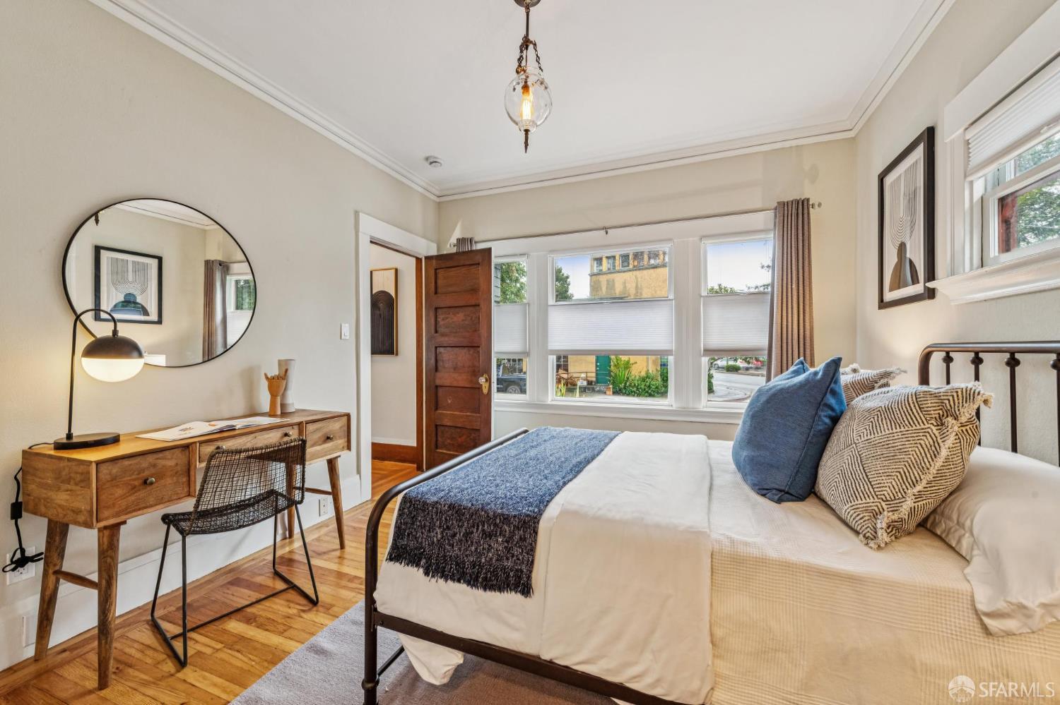 Detail Gallery Image 44 of 56 For 526 52nd St, Oakland,  CA 94609 - 2 Beds | 1/2 Baths