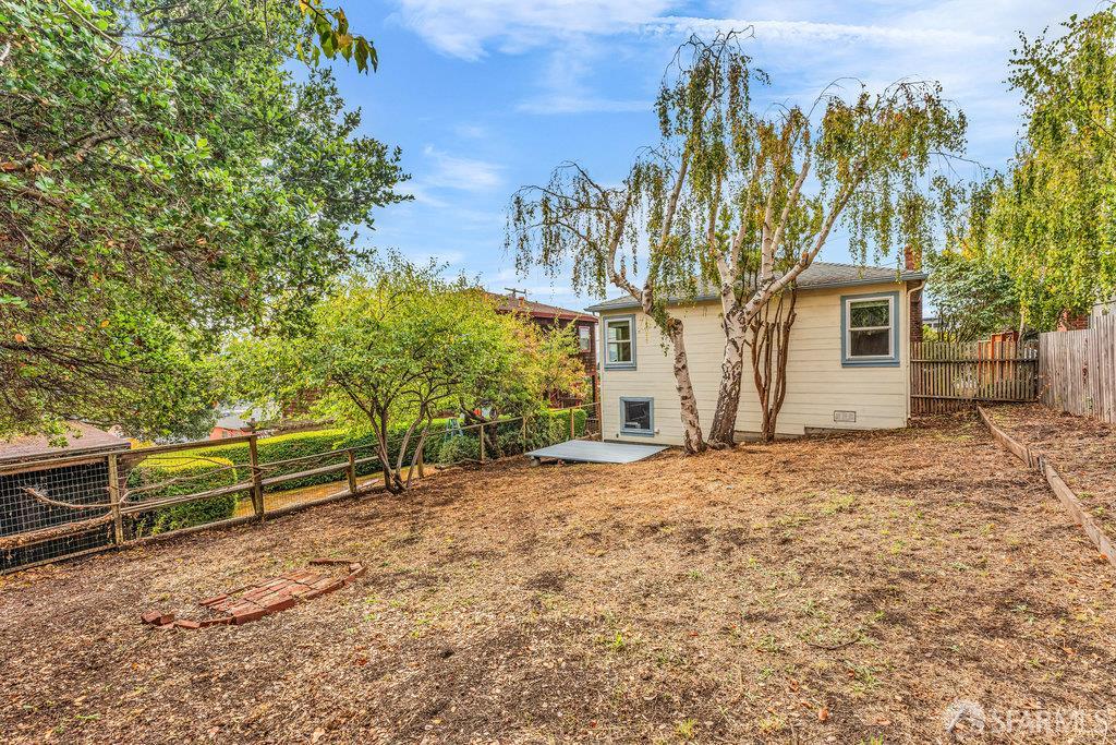 Detail Gallery Image 47 of 49 For 2034 Carquinez Ave, El Cerrito,  CA 94530 - 2 Beds | 1 Baths