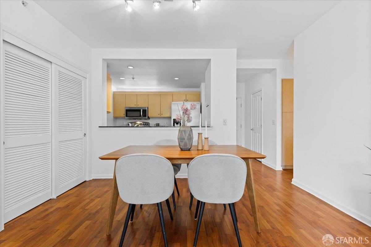 Detail Gallery Image 7 of 37 For 140 South Van Ness Ave #340,  San Francisco,  CA 94103 - 2 Beds | 2 Baths