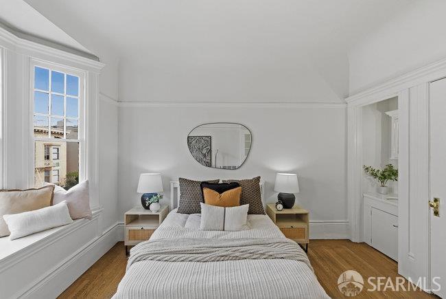 Detail Gallery Image 32 of 49 For 951 Leavenworth St, San Francisco,  CA 94109 - 3 Beds | 2 Baths