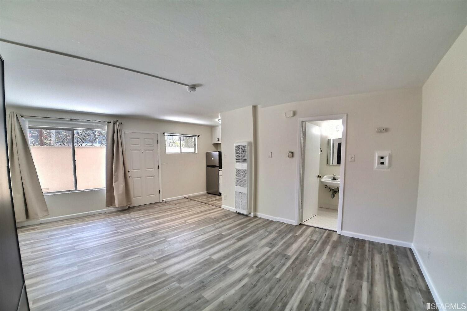 Detail Gallery Image 7 of 15 For 1907 Greenwich St #3,  San Francisco,  CA 94123 - 0 Beds | 1 Baths