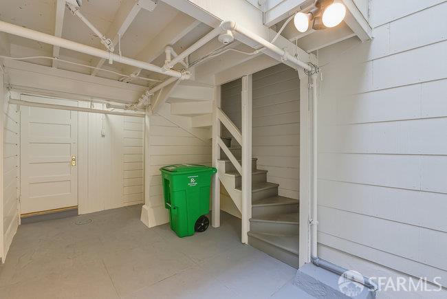 Detail Gallery Image 44 of 49 For 951 Leavenworth St, San Francisco,  CA 94109 - 3 Beds | 2 Baths