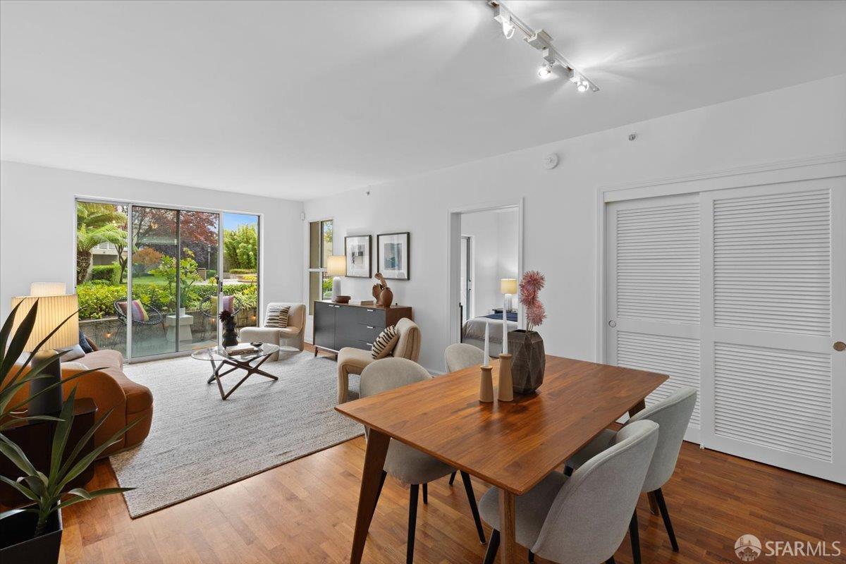 Detail Gallery Image 2 of 37 For 140 South Van Ness Ave #340,  San Francisco,  CA 94103 - 2 Beds | 2 Baths