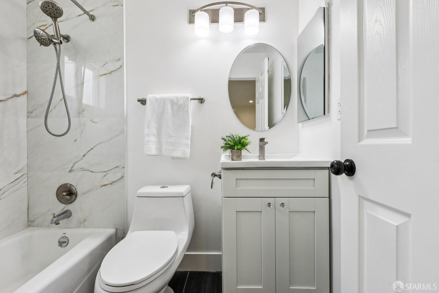 Detail Gallery Image 38 of 91 For 183 Camelia Dr, Daly City,  CA 94015 - 7 Beds | 6 Baths