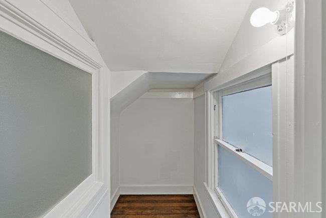 Detail Gallery Image 43 of 49 For 951 Leavenworth St, San Francisco,  CA 94109 - 3 Beds | 2 Baths