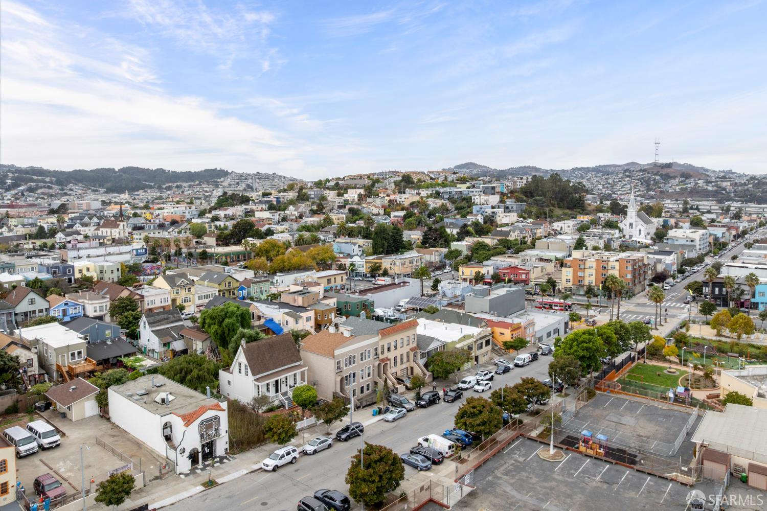 Detail Gallery Image 7 of 11 For 1539 Oakdale Ave, San Francisco,  CA 94124 - – Beds | – Baths