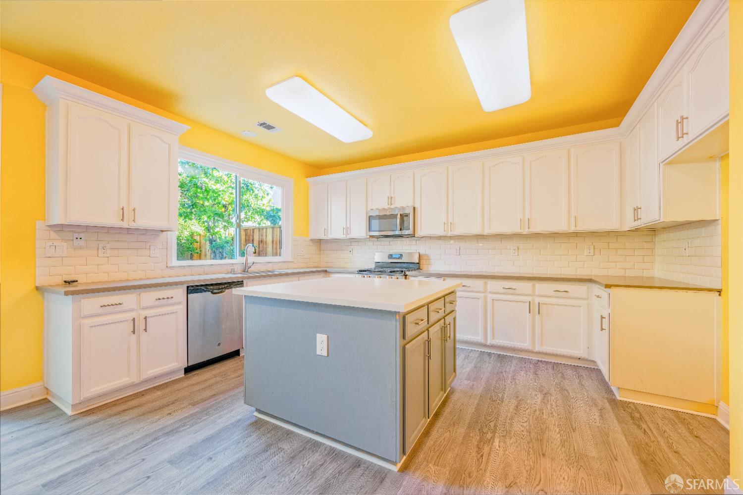 Detail Gallery Image 20 of 55 For 5476 Summerfield Dr, Antioch,  CA 94531 - 5 Beds | 3 Baths