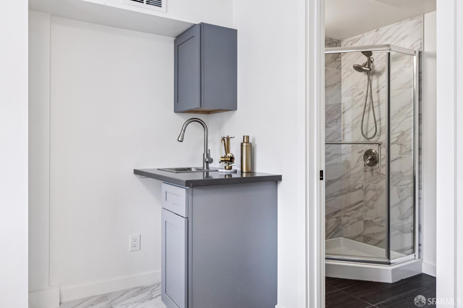 Detail Gallery Image 49 of 91 For 183 Camelia Dr, Daly City,  CA 94015 - 7 Beds | 6 Baths