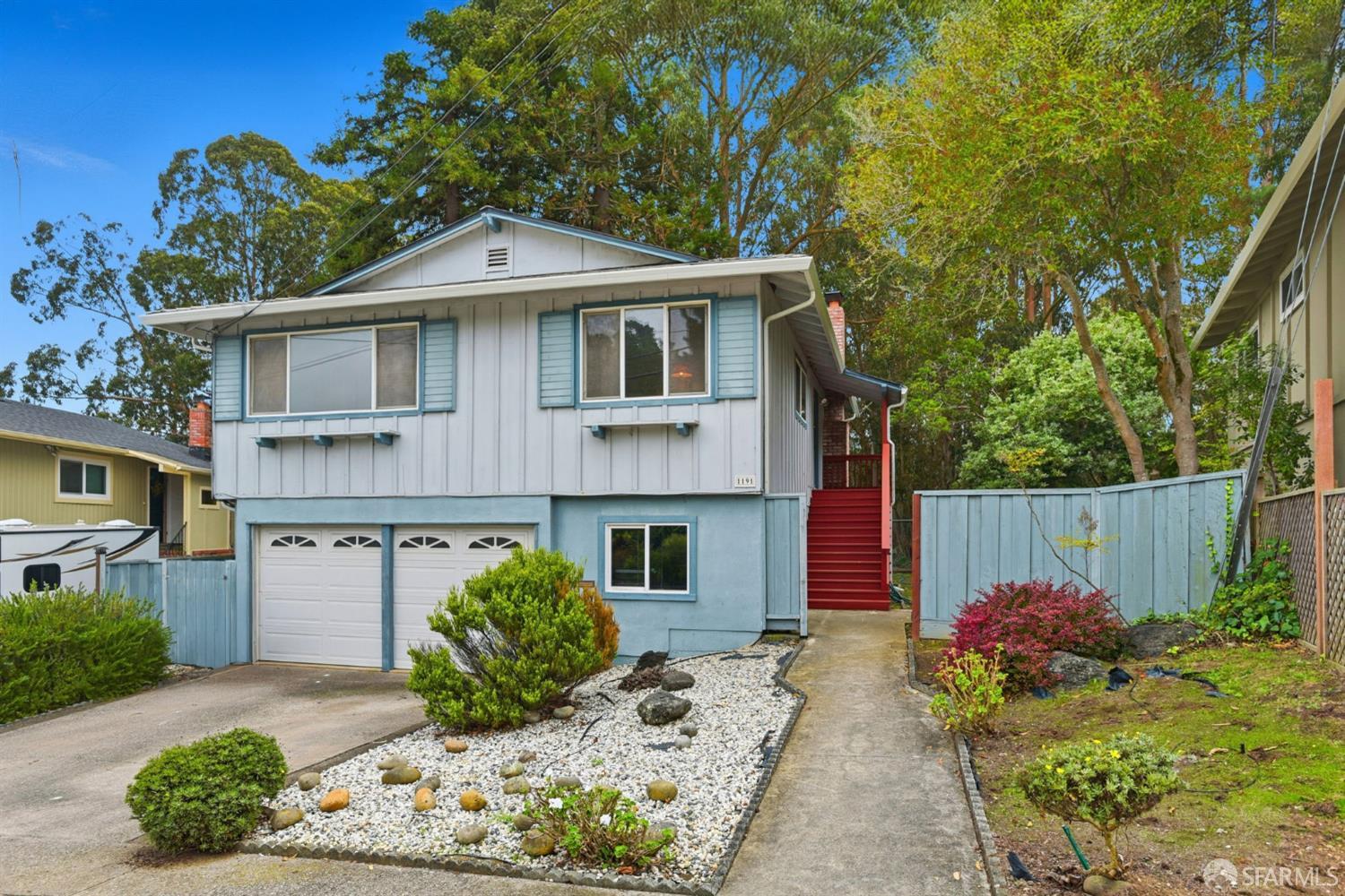 Detail Gallery Image 3 of 46 For 1191 Alicante Dr, Pacifica,  CA 94044 - 3 Beds | 2 Baths