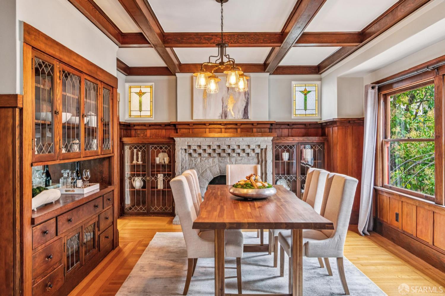 Detail Gallery Image 13 of 56 For 526 52nd St, Oakland,  CA 94609 - 2 Beds | 1/2 Baths