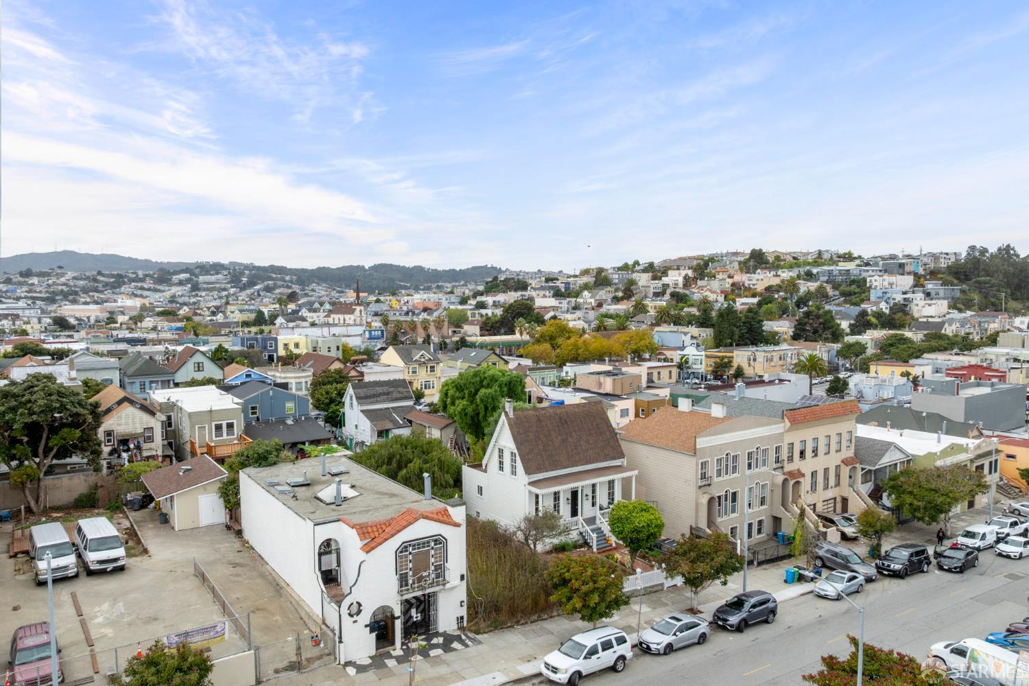 Detail Gallery Image 6 of 11 For 1539 Oakdale Ave, San Francisco,  CA 94124 - – Beds | – Baths