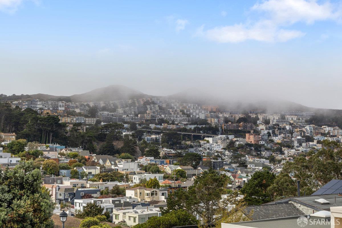 Detail Gallery Image 40 of 96 For 561 Duncan St, San Francisco,  CA 94131 - 4 Beds | 4/2 Baths