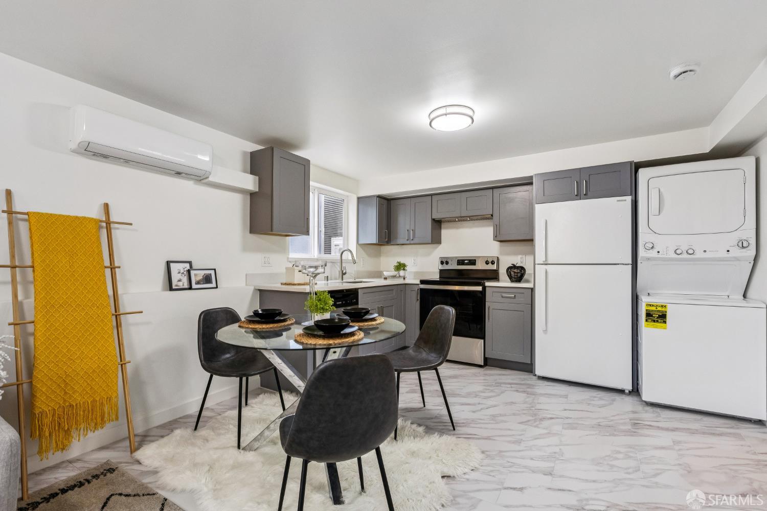 Detail Gallery Image 60 of 91 For 183 Camelia Dr, Daly City,  CA 94015 - 7 Beds | 6 Baths