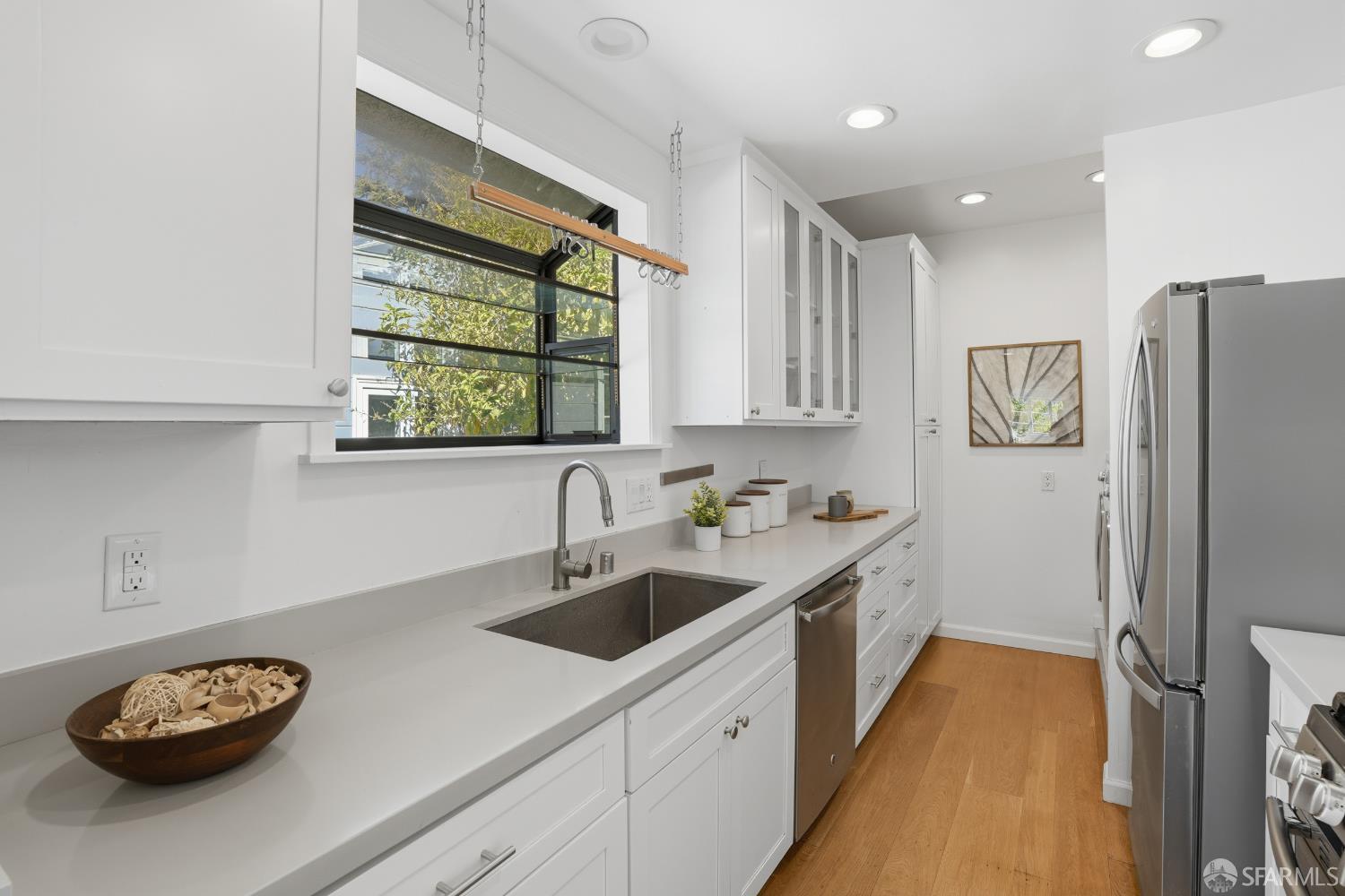 Detail Gallery Image 15 of 40 For 4614 Jacobus Ave, Oakland,  CA 94618 - 3 Beds | 2 Baths