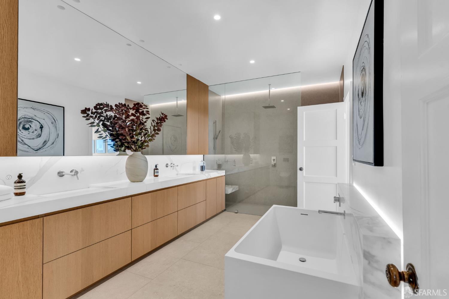 Detail Gallery Image 34 of 75 For 154 Maywood Dr, San Francisco,  CA 94127 - 5 Beds | 2/1 Baths