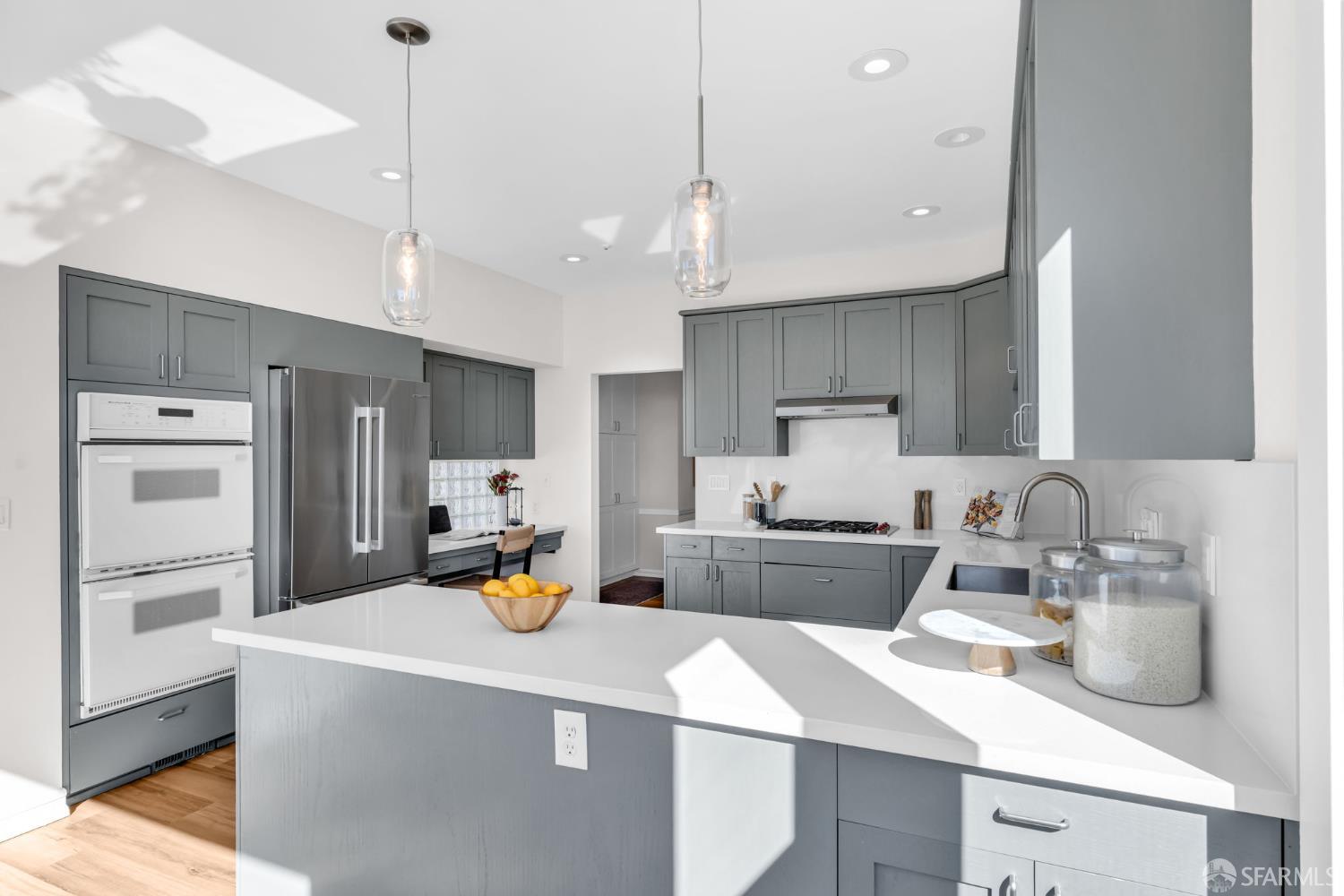 Detail Gallery Image 22 of 75 For 154 Maywood Dr, San Francisco,  CA 94127 - 5 Beds | 2/1 Baths