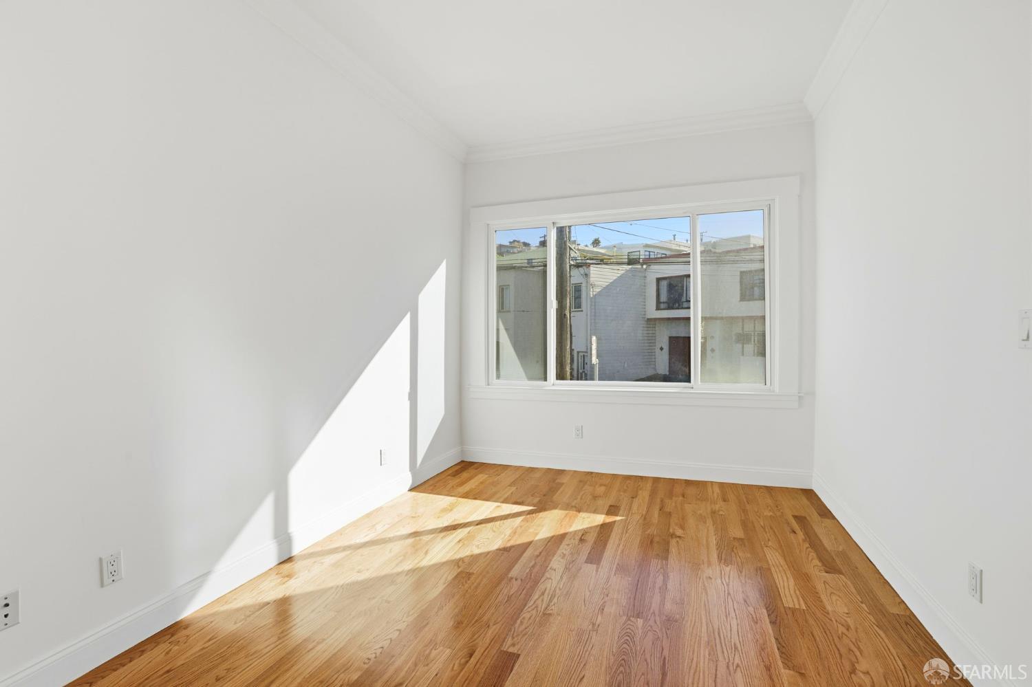 Detail Gallery Image 14 of 34 For 447 Silver Ave, San Francisco,  CA 94112 - 3 Beds | 2 Baths