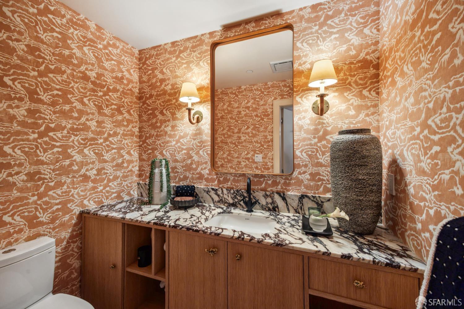 Detail Gallery Image 14 of 37 For 538 28th St, San Francisco,  CA 94131 - 6 Beds | 4/2 Baths