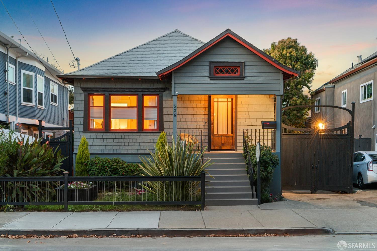 Detail Gallery Image 56 of 56 For 526 52nd St, Oakland,  CA 94609 - 2 Beds | 1/2 Baths