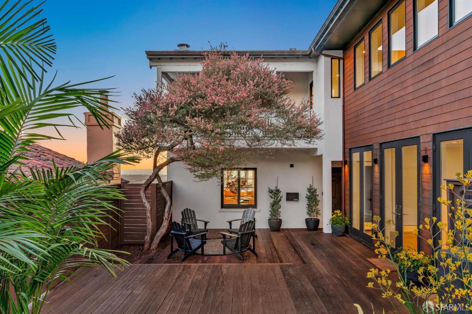 Detail Gallery Image 5 of 75 For 154 Maywood Dr, San Francisco,  CA 94127 - 5 Beds | 2/1 Baths