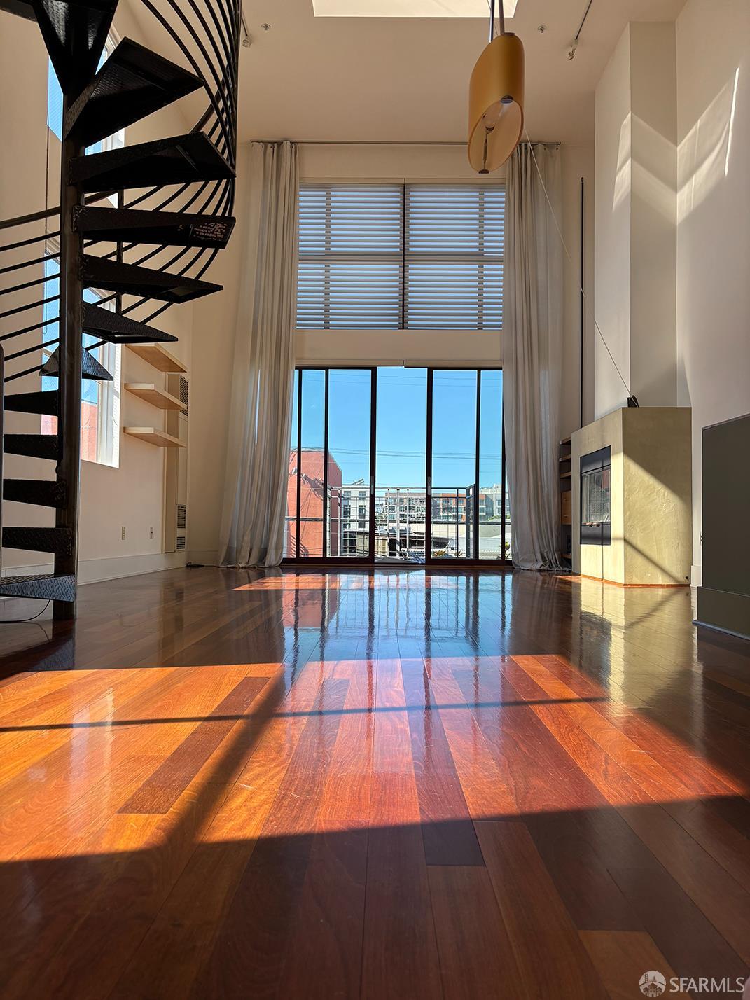 Detail Gallery Image 6 of 19 For 49 Missouri St #11,  San Francisco,  CA 94107 - 3 Beds | 2/1 Baths