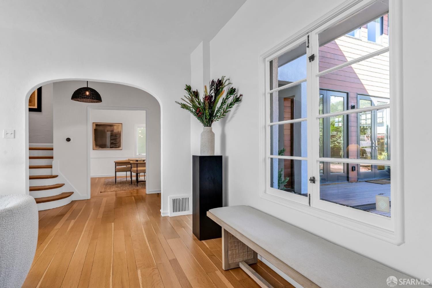 Detail Gallery Image 15 of 75 For 154 Maywood Dr, San Francisco,  CA 94127 - 5 Beds | 2/1 Baths