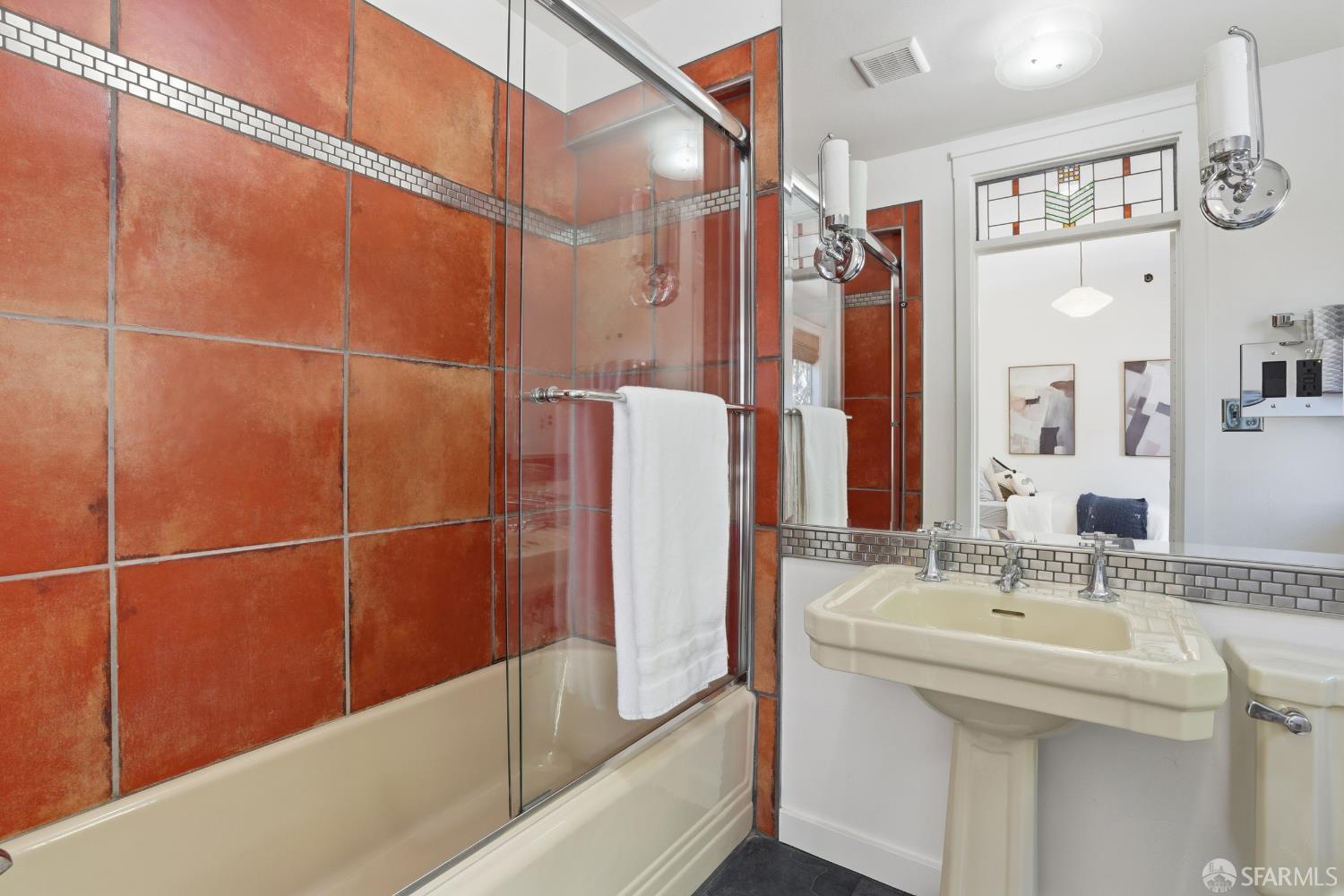 Detail Gallery Image 33 of 40 For 4614 Jacobus Ave, Oakland,  CA 94618 - 3 Beds | 2 Baths