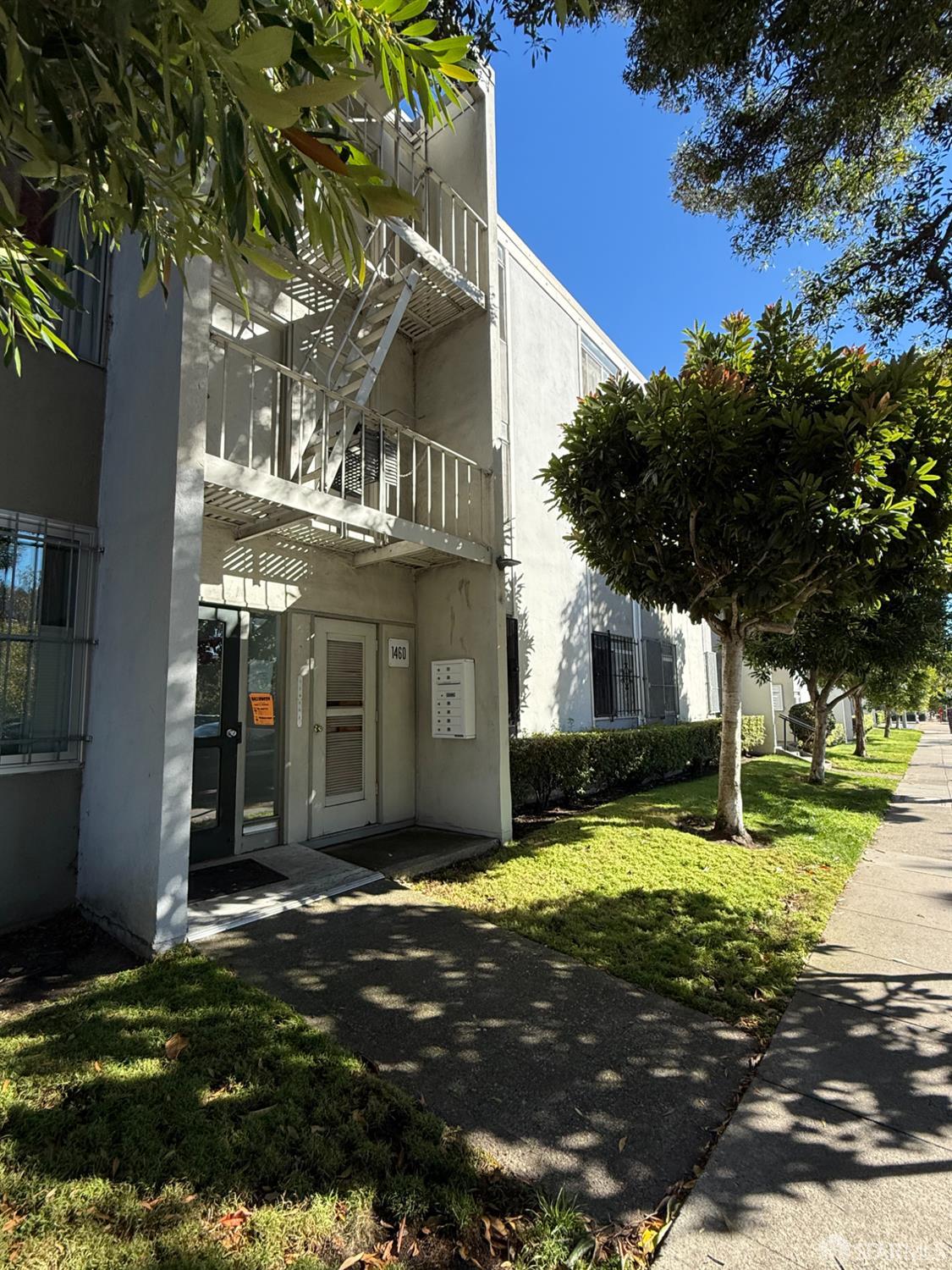 1460 Webster Street # 1