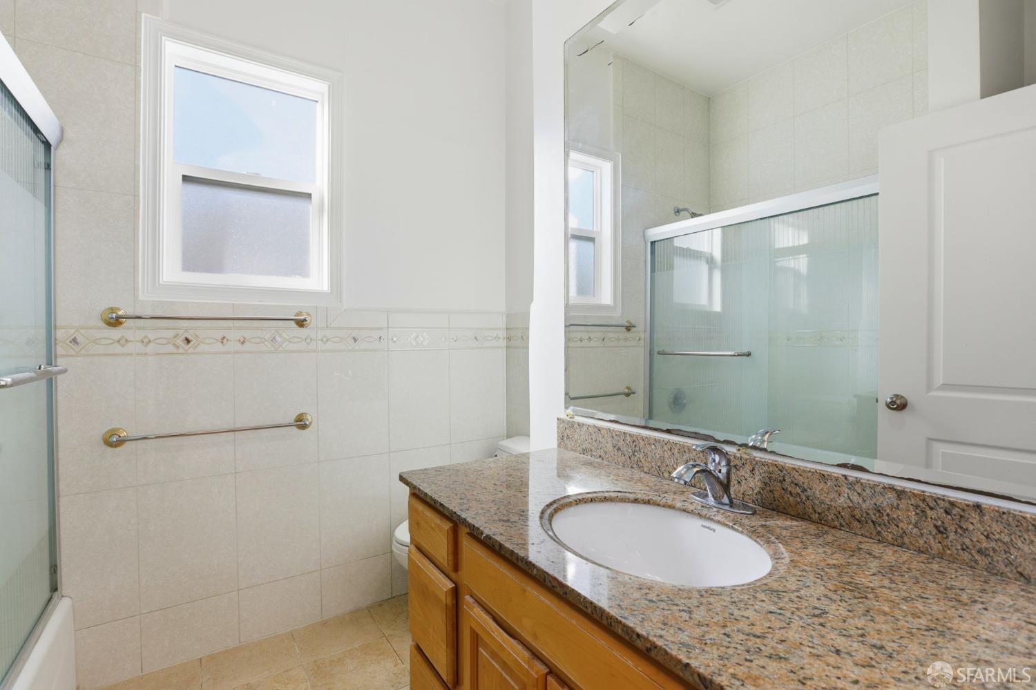 Detail Gallery Image 21 of 34 For 447 Silver Ave, San Francisco,  CA 94112 - 3 Beds | 2 Baths