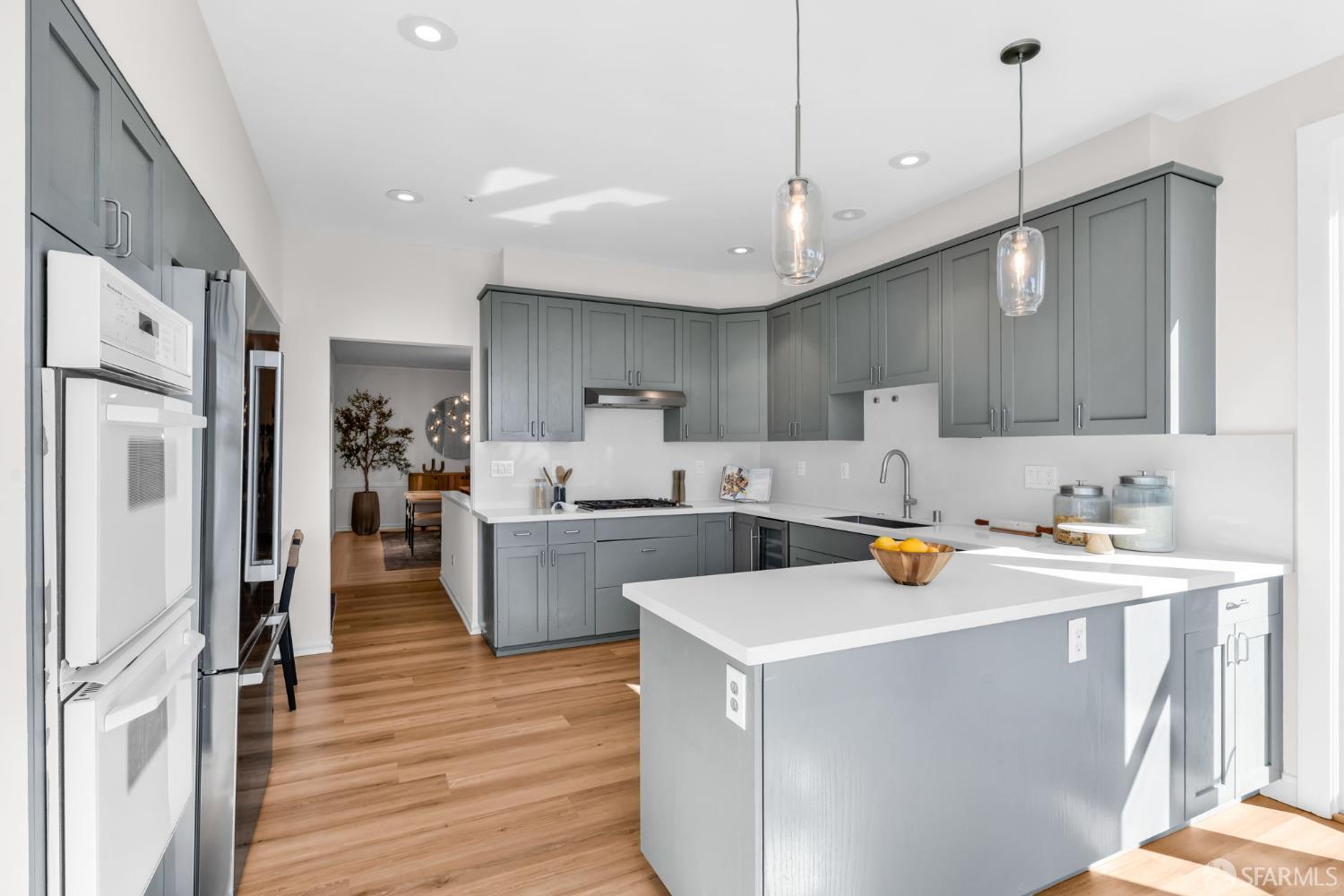 Detail Gallery Image 21 of 75 For 154 Maywood Dr, San Francisco,  CA 94127 - 5 Beds | 2/1 Baths