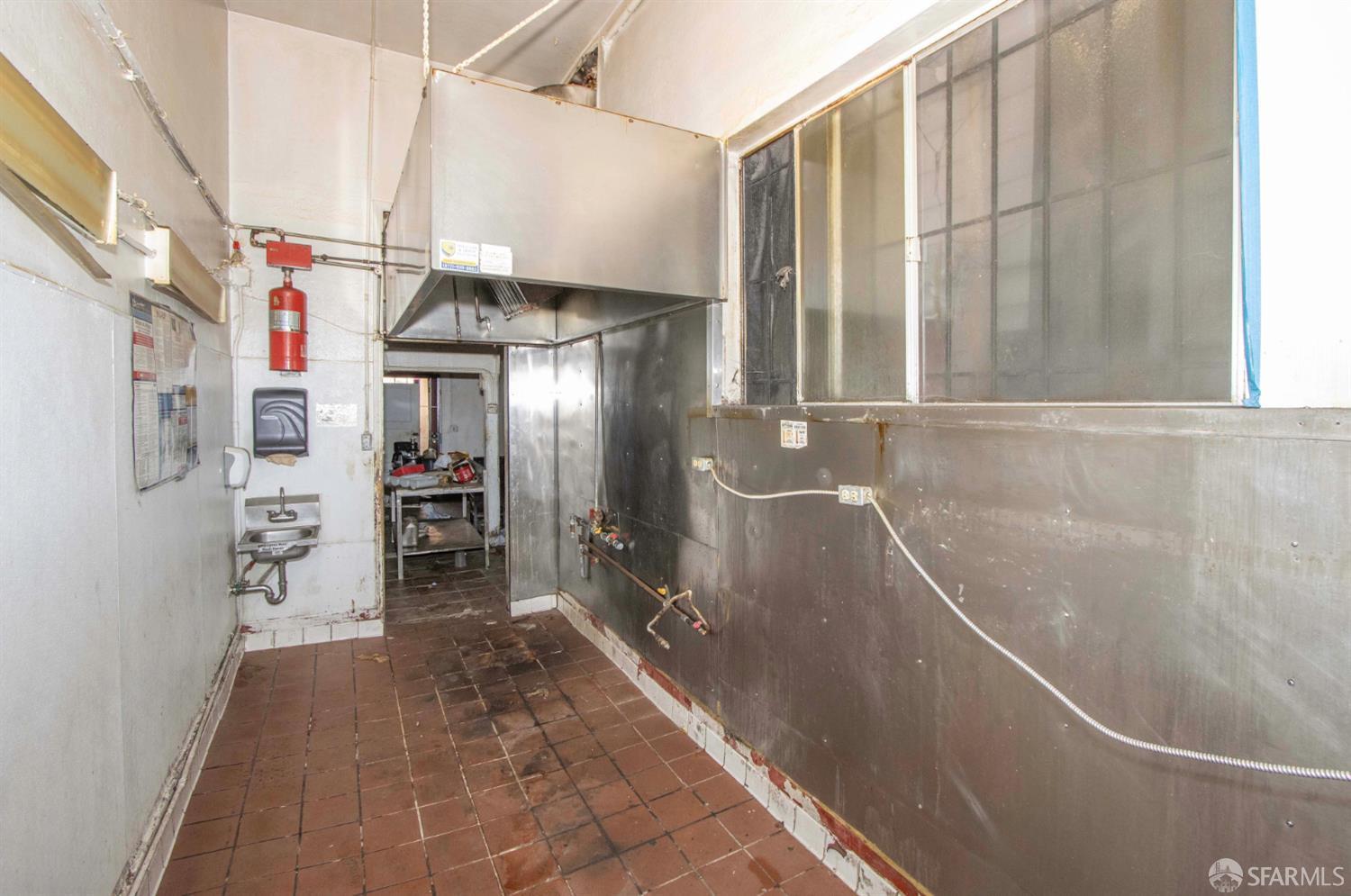 Detail Gallery Image 19 of 21 For 2976 Mission St, San Francisco,  CA 94110 - – Beds | – Baths