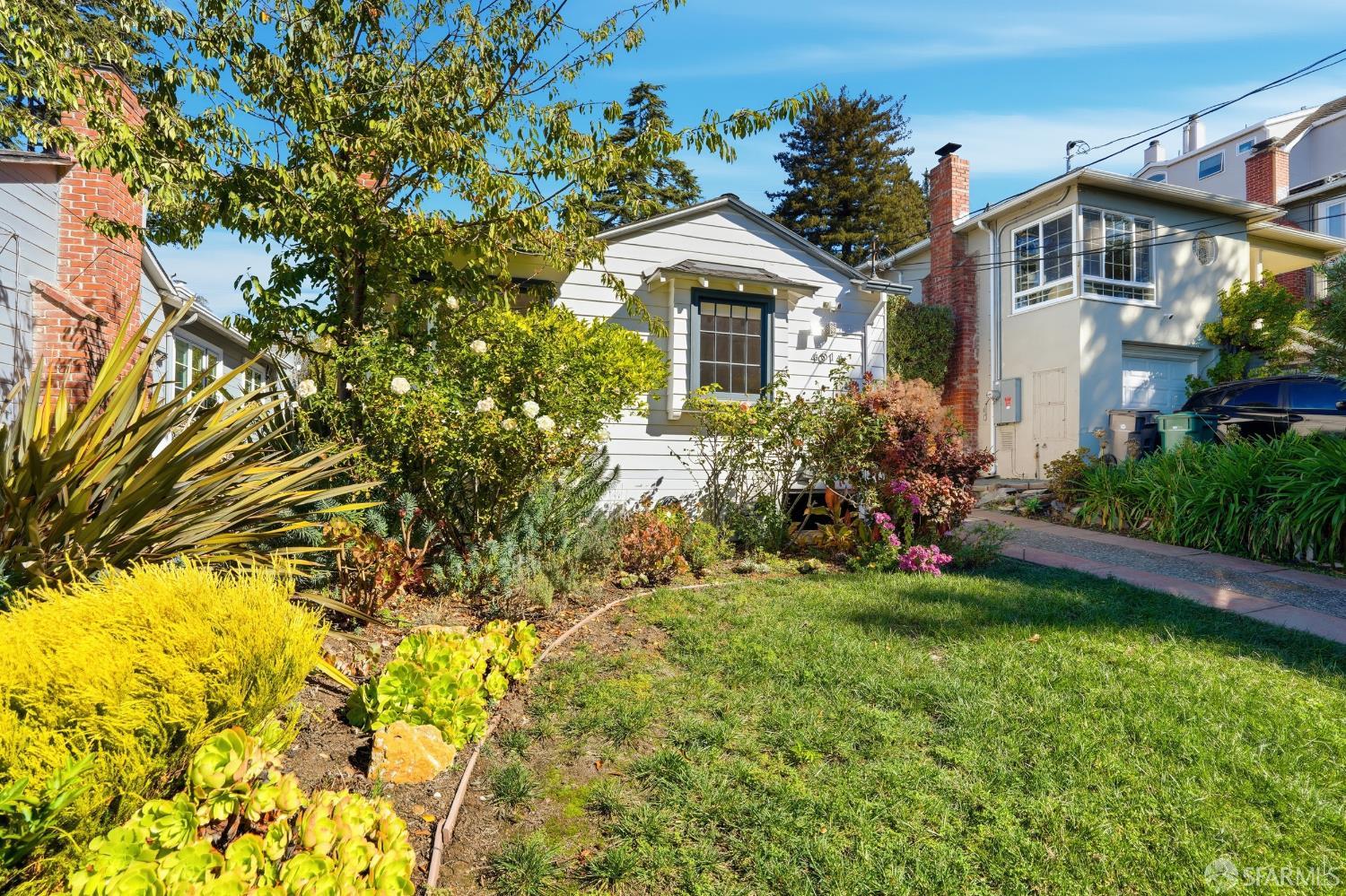 Detail Gallery Image 3 of 40 For 4614 Jacobus Ave, Oakland,  CA 94618 - 3 Beds | 2 Baths