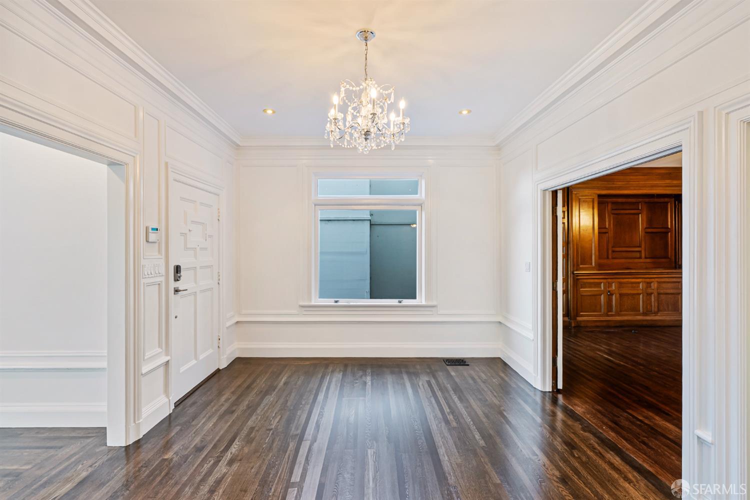 Detail Gallery Image 6 of 74 For 2521 Broadway, San Francisco,  CA 94115 - 7 Beds | 6/1 Baths