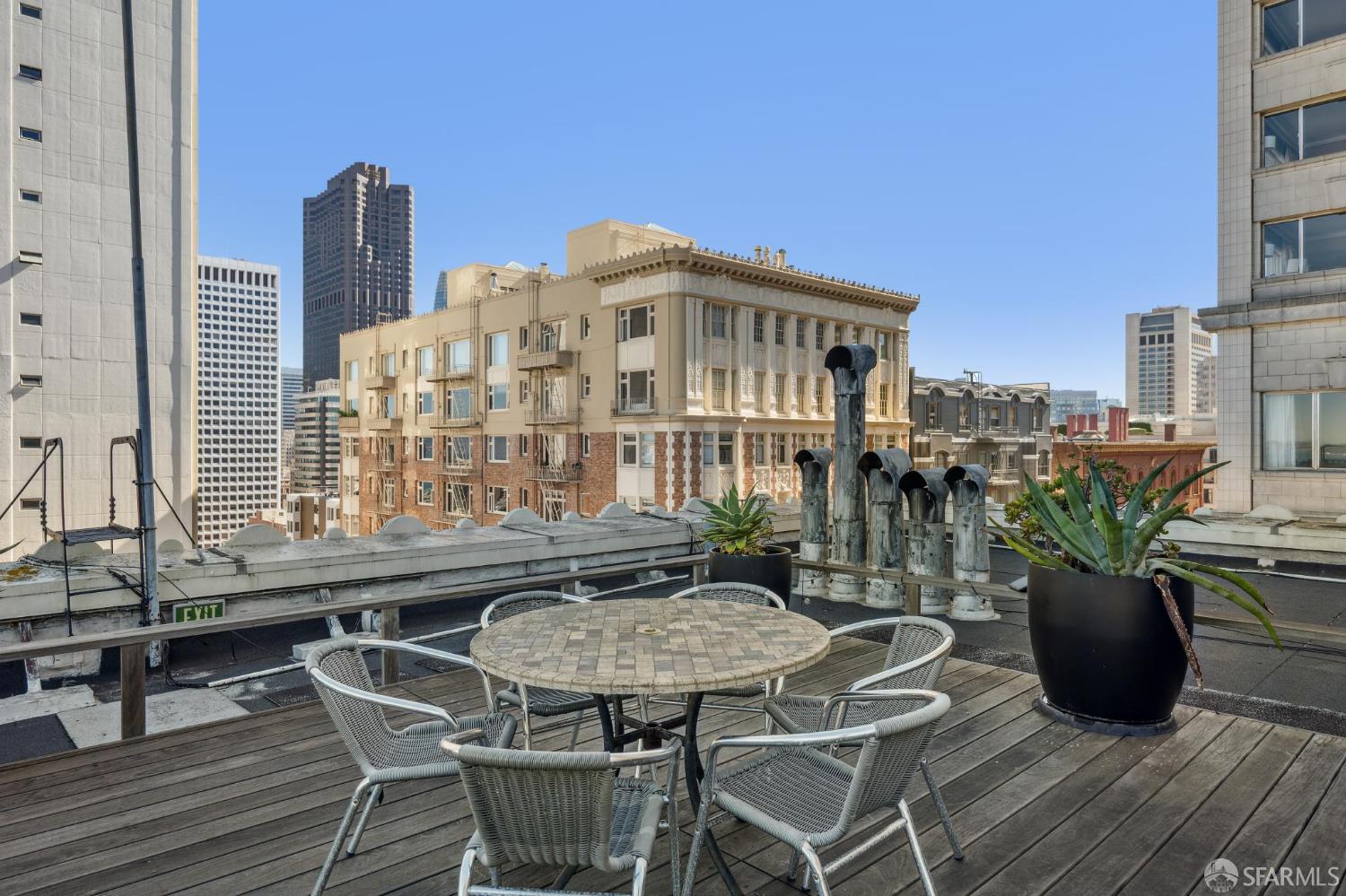 Detail Gallery Image 78 of 87 For 901 Powell St #18,  San Francisco,  CA 94108 - 3 Beds | 2 Baths