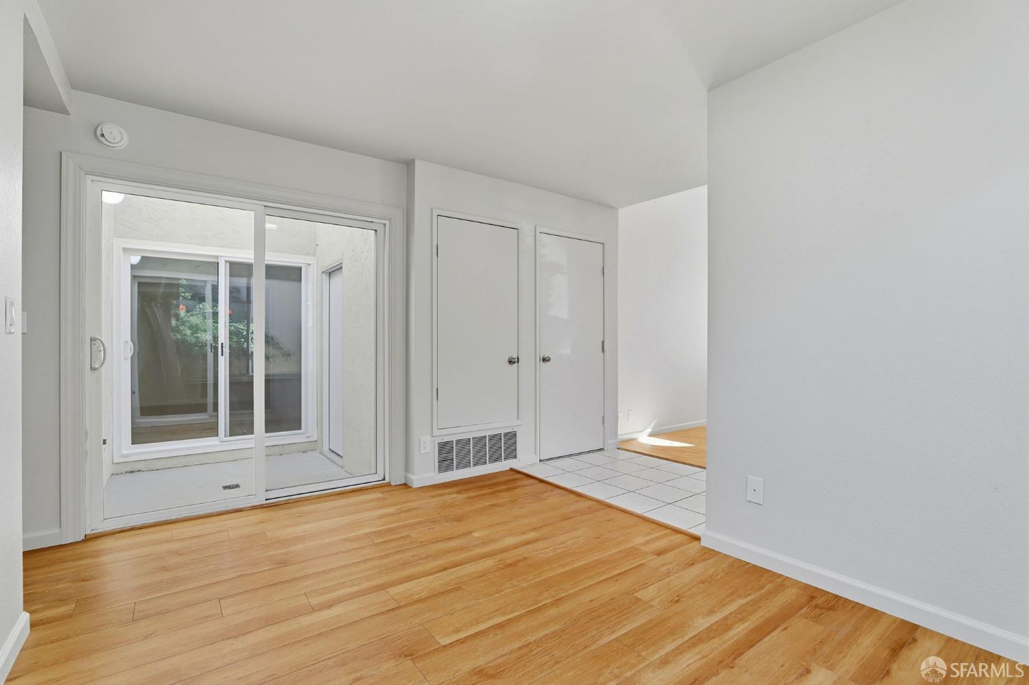 Detail Gallery Image 6 of 37 For 377 Brookmere Dr, San Jose,  CA 95123 - 3 Beds | 2 Baths