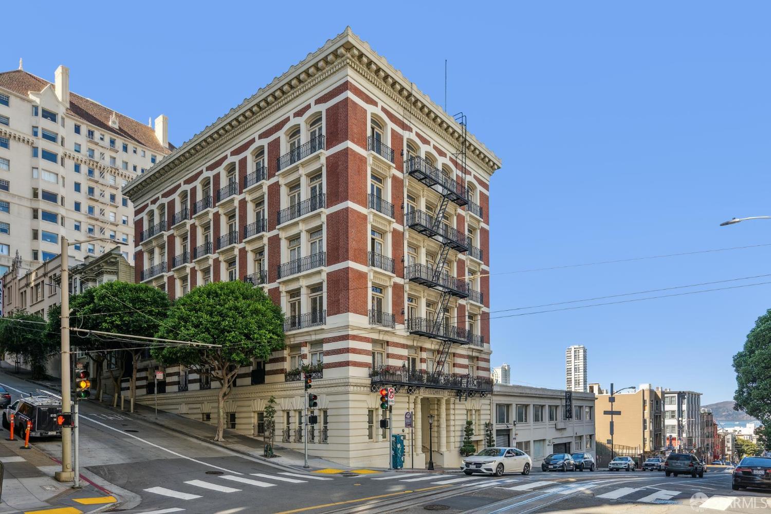 Detail Gallery Image 6 of 87 For 901 Powell St #18,  San Francisco,  CA 94108 - 3 Beds | 2 Baths