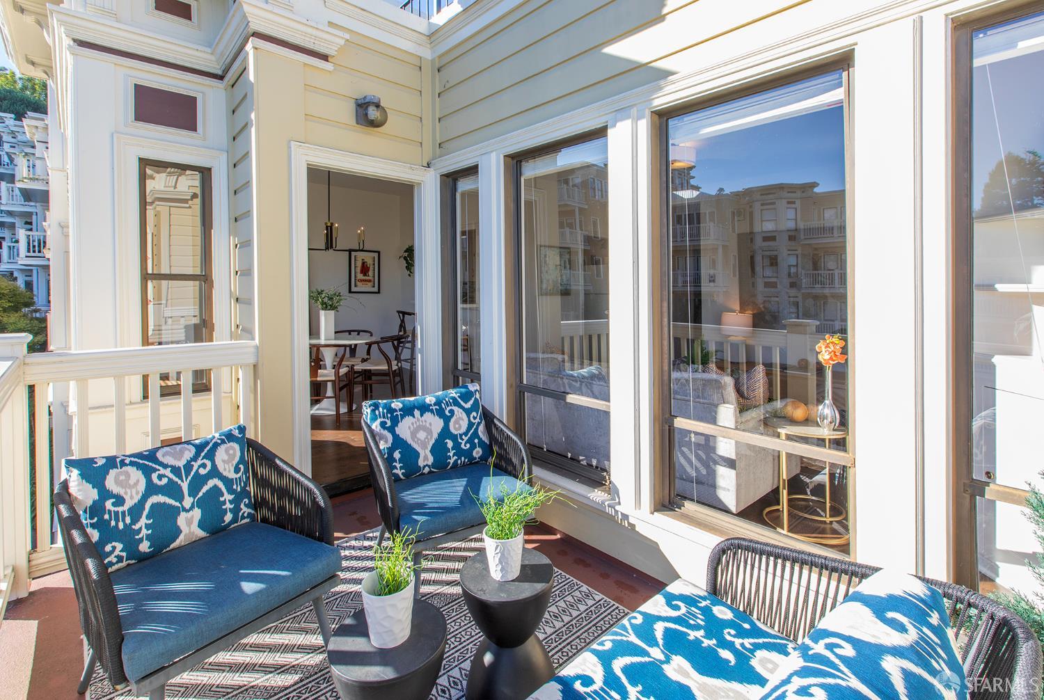 Photo #8: 425084212 Listing: Photo #8