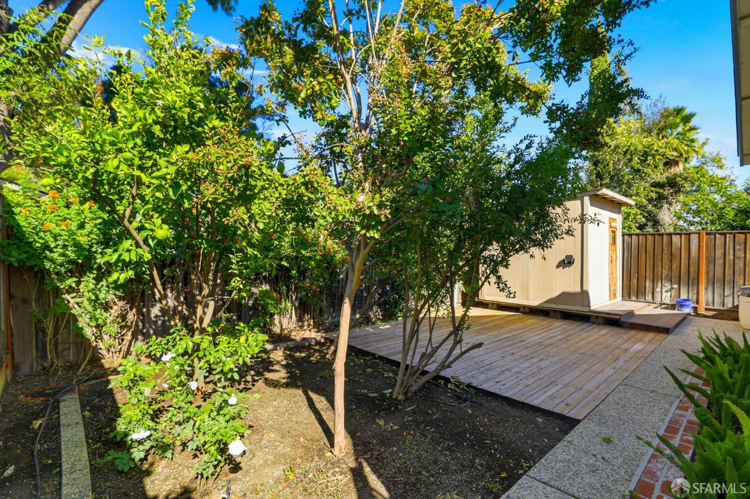 Detail Gallery Image 28 of 37 For 377 Brookmere Dr, San Jose,  CA 95123 - 3 Beds | 2 Baths