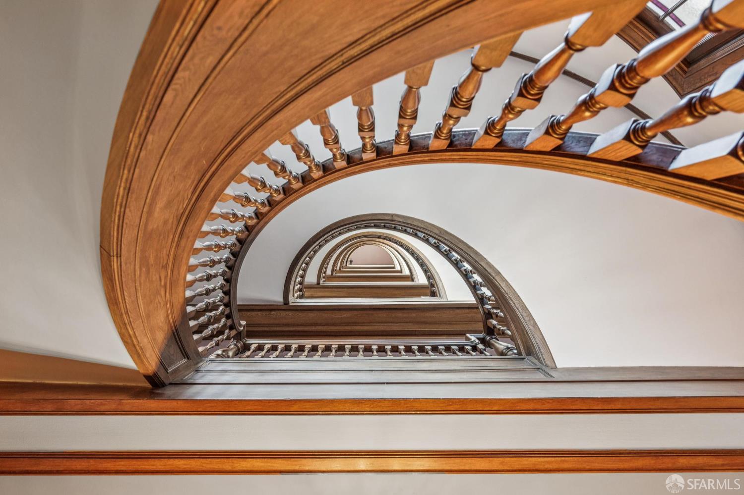 Detail Gallery Image 75 of 87 For 901 Powell St #18,  San Francisco,  CA 94108 - 3 Beds | 2 Baths