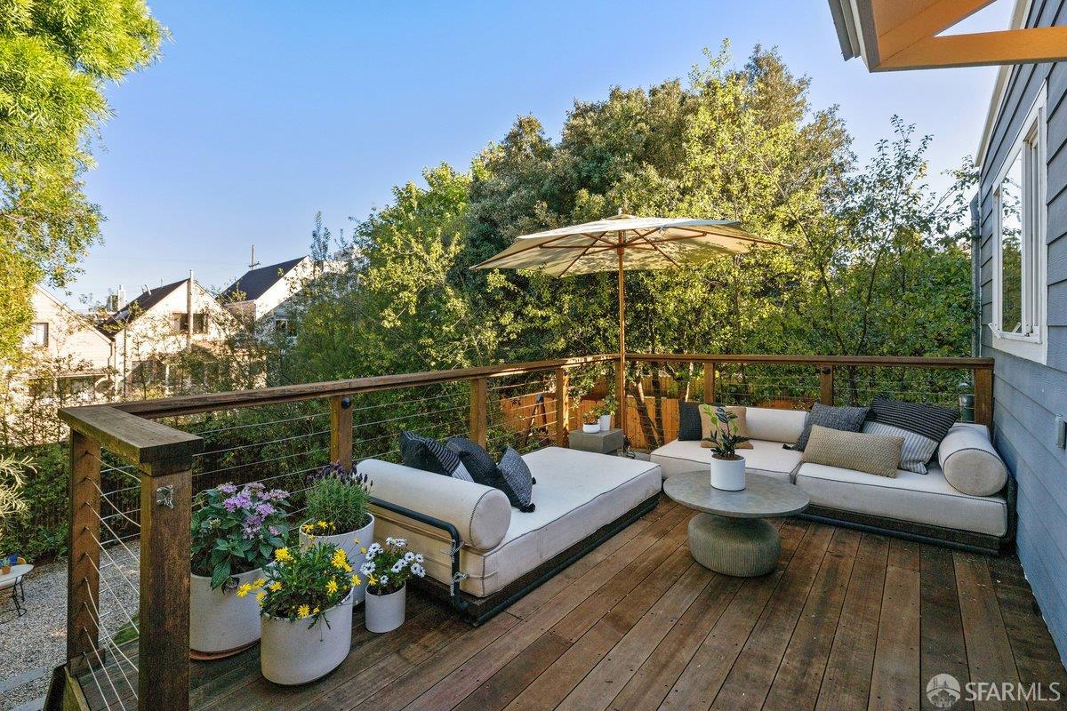 Detail Gallery Image 15 of 61 For 550 9th Ave, San Francisco,  CA 94118 - 4 Beds | 2/1 Baths