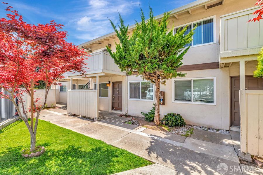 Detail Gallery Image 2 of 39 For 46728 Crawford St #2,  Fremont,  CA 94539 - 2 Beds | 1 Baths