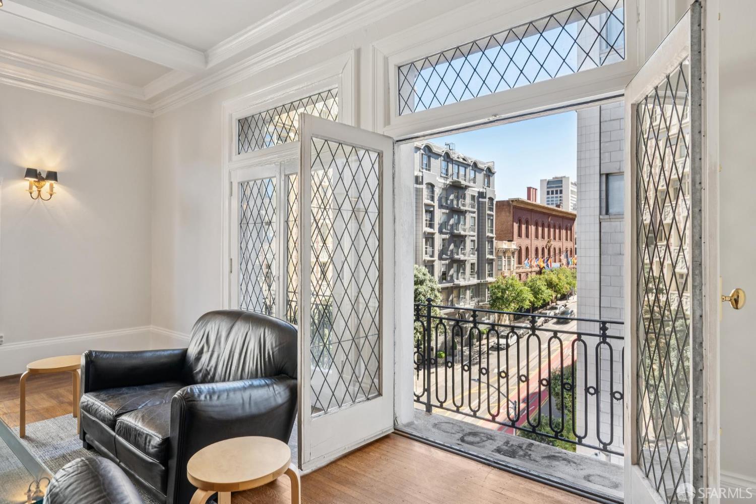 Detail Gallery Image 10 of 87 For 901 Powell St #18,  San Francisco,  CA 94108 - 3 Beds | 2 Baths