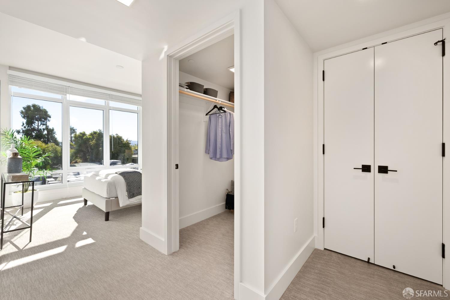 Photo #17: 425074331 Listing: Photo #17