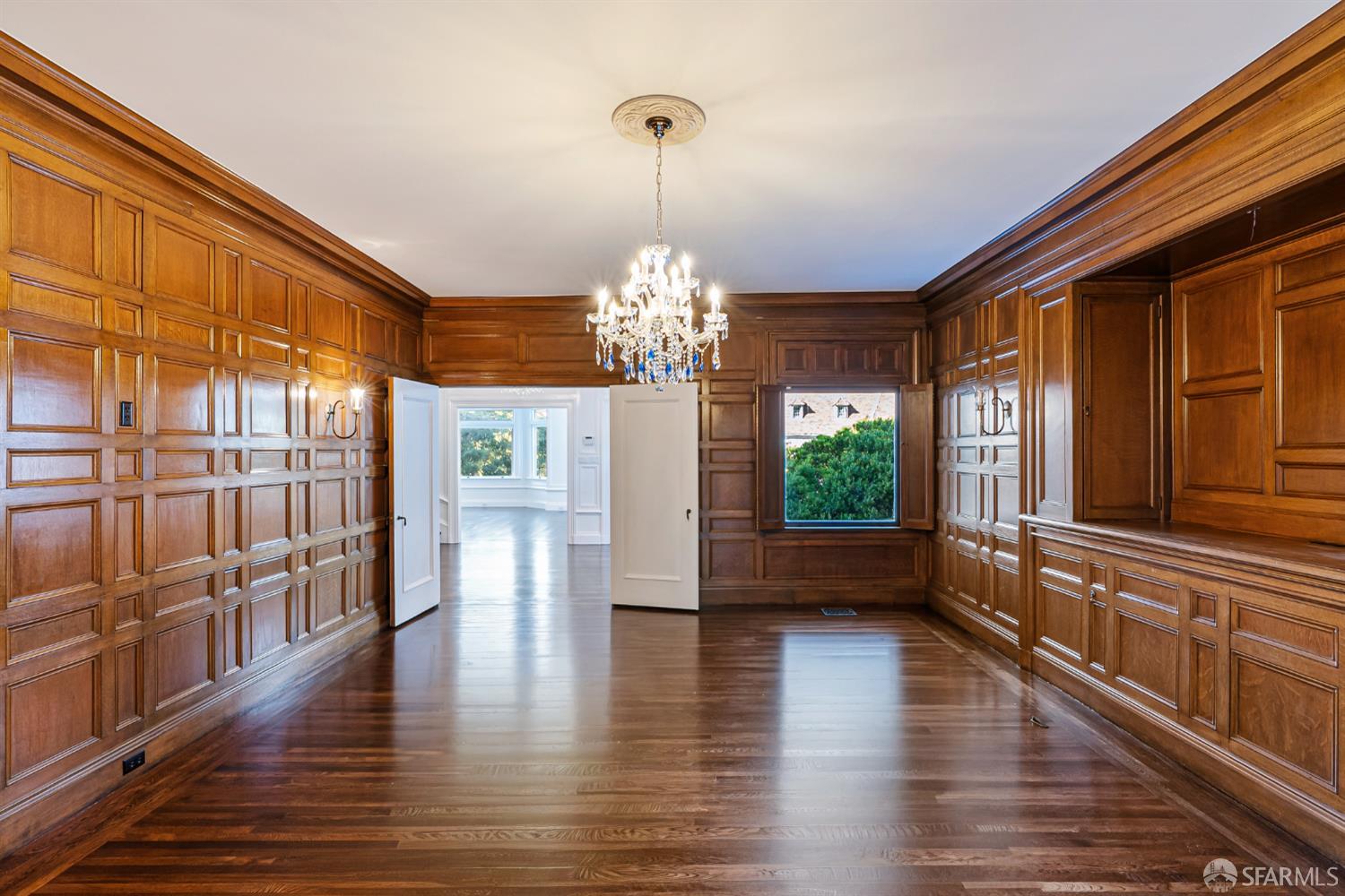 Detail Gallery Image 12 of 74 For 2521 Broadway, San Francisco,  CA 94115 - 7 Beds | 6/1 Baths