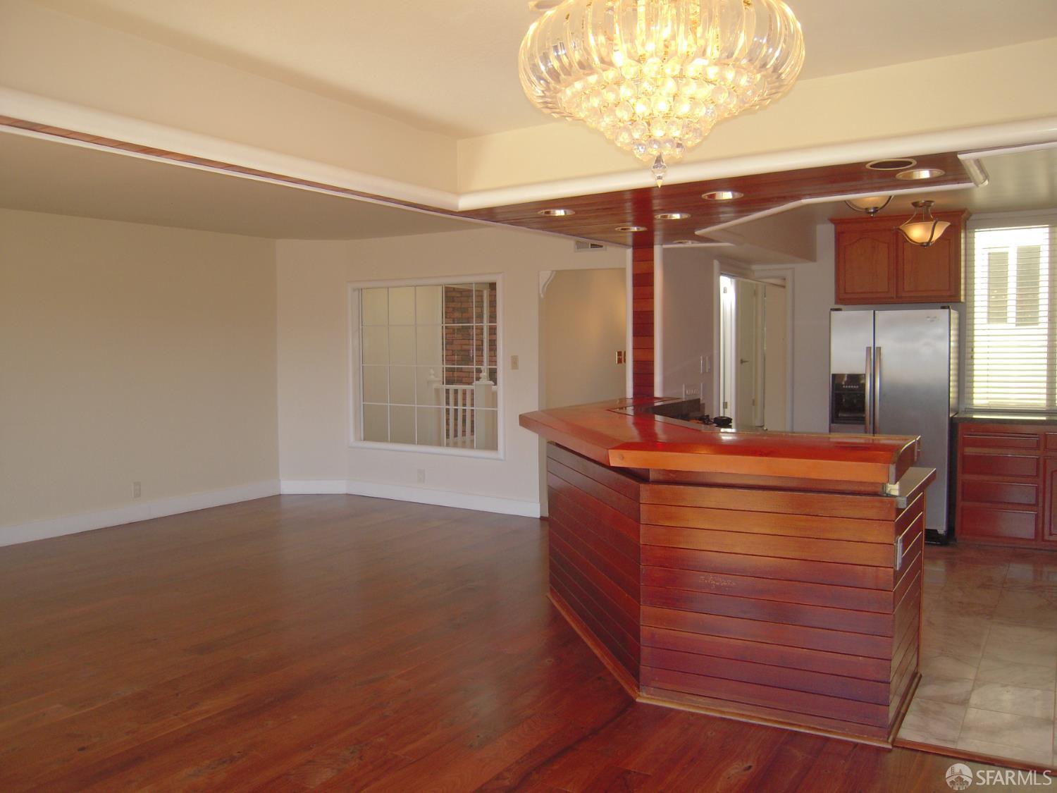 Detail Gallery Image 7 of 25 For 168 Museum Way, San Francisco,  CA 94114 - 2 Beds | 2 Baths