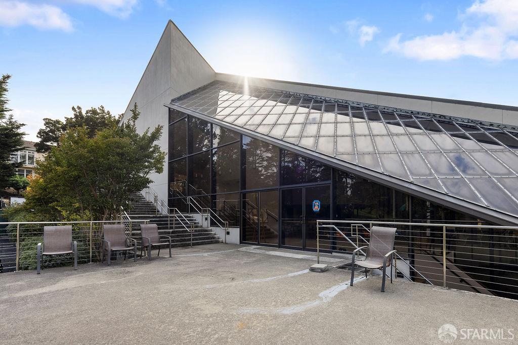 Detail Gallery Image 29 of 30 For 1 Appian Way #708-1,  South San Francisco,  CA 94080 - 3 Beds | 2 Baths