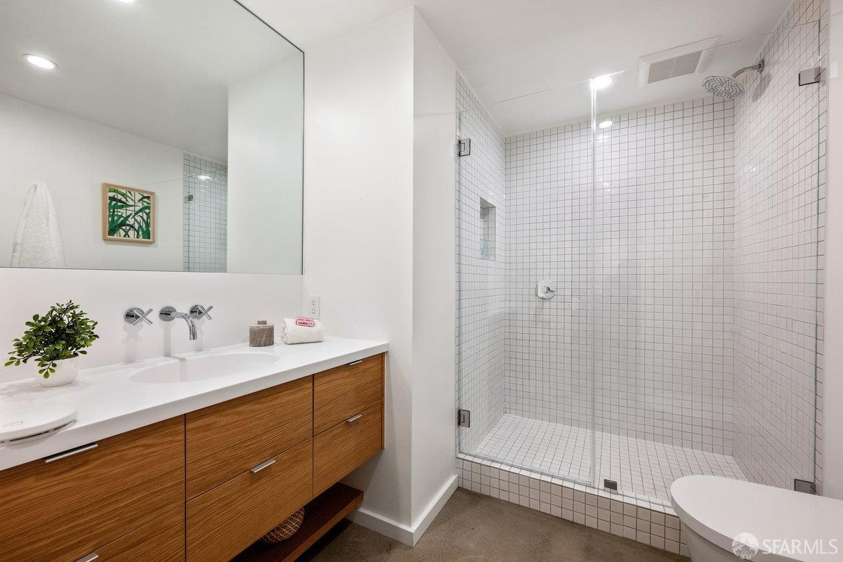 Detail Gallery Image 50 of 61 For 550 9th Ave, San Francisco,  CA 94118 - 4 Beds | 2/1 Baths