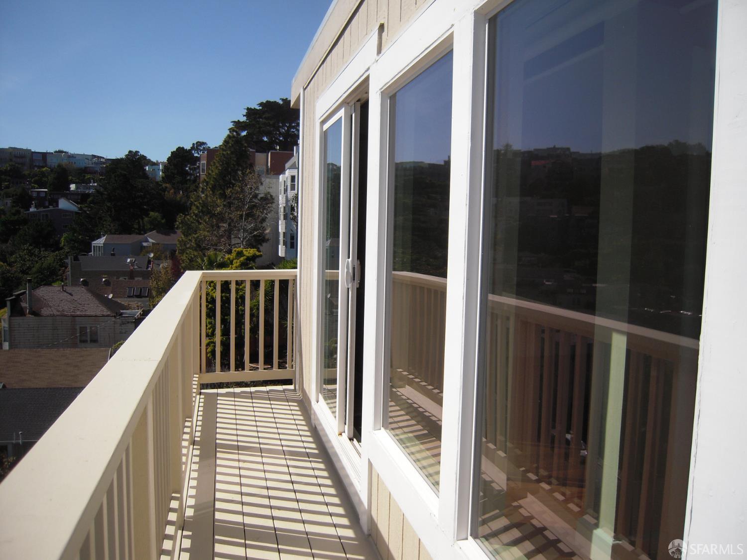 Detail Gallery Image 24 of 25 For 168 Museum Way, San Francisco,  CA 94114 - 2 Beds | 2 Baths