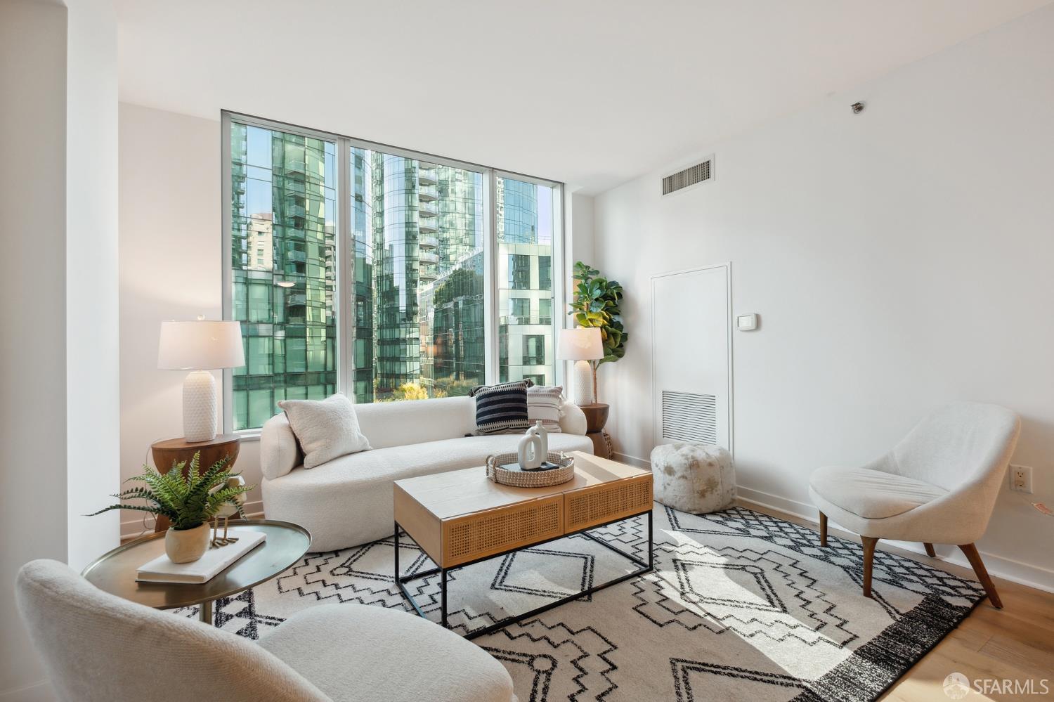 Detail Gallery Image 4 of 45 For 333 Main St 4c,  San Francisco,  CA 94105 - 1 Beds | 1 Baths